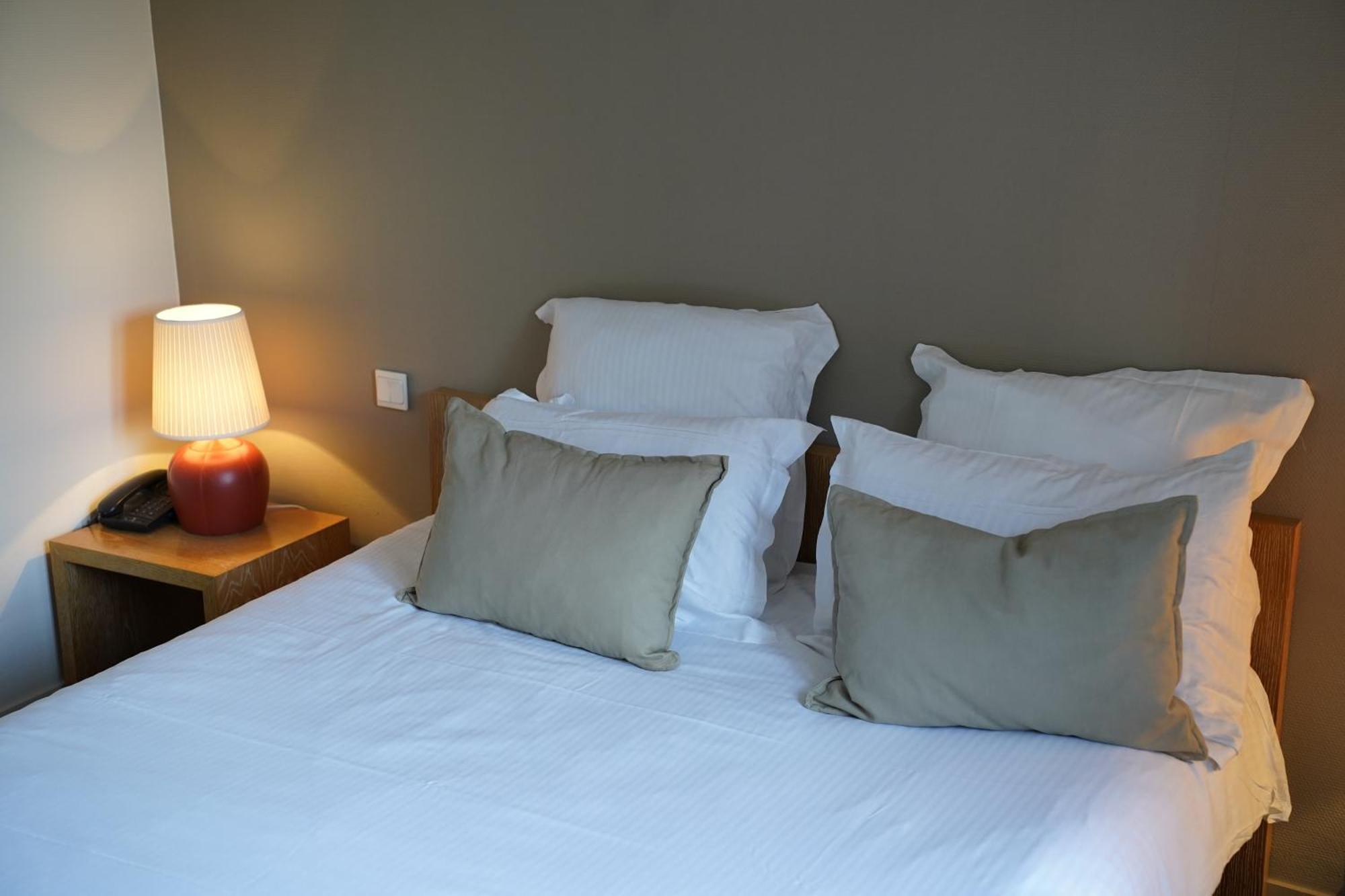 Le Pre Saint Germain Hotel Louviers Kültér fotó